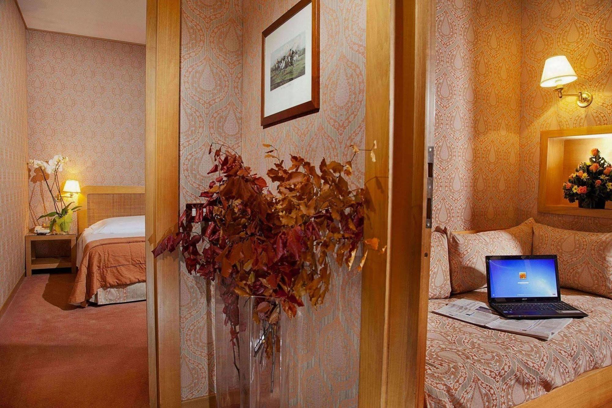 Polo Hotel Rome Bagian luar foto