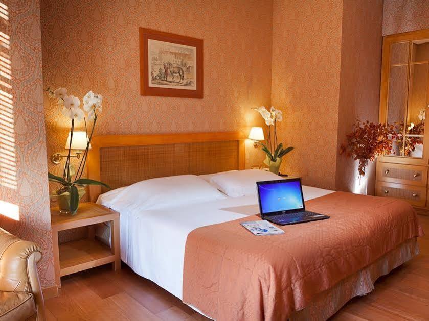 Polo Hotel Rome Bagian luar foto